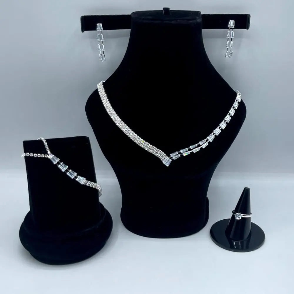 Necklace Set DHM